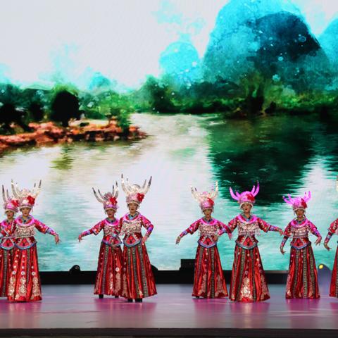 桂林市融创欢乐小镇在哪里