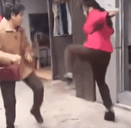 搞笑图片‖你和你的姐妹跳舞的样子