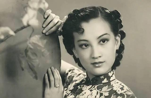 秋天的女宝宝怎么起名(给龙凤胎的宝宝起个名字吧)