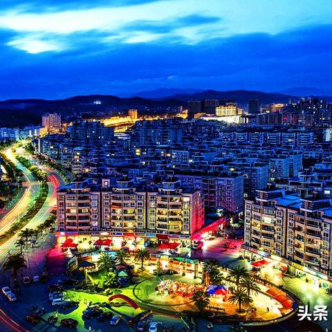 你觉得福建18年哪几个城市发展比较突出？或者正在加速发展中？