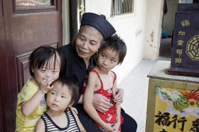 男宝宝怎么起名姓李(你听过最有趣的打油诗有哪些)