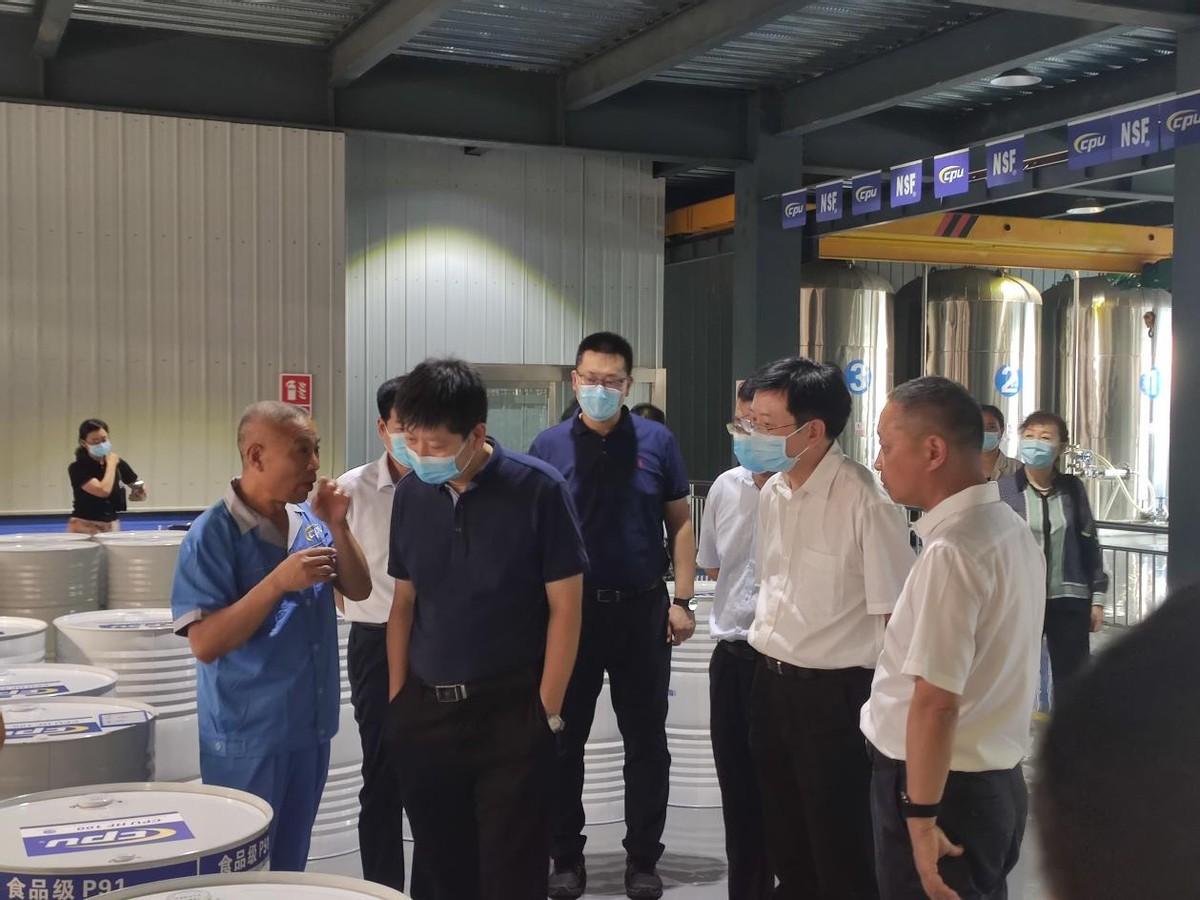 食品与机械小论文格式人与动物如何相处的论文