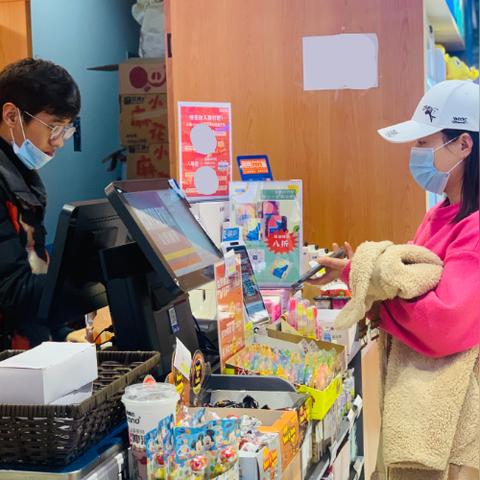抖音国际版开店直播