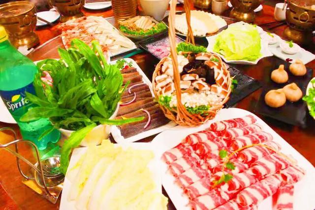 古关有什么美食（女生一个人适合去哪里旅游散心）