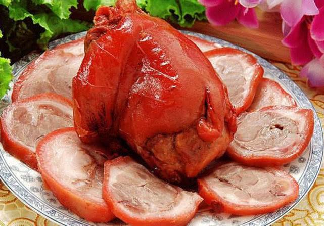 东北可以做什么美食（都说在东北没有一件事是一顿烧烤解决不了的）