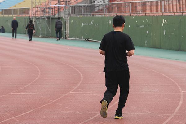 孩子每天运动多长时间比较好