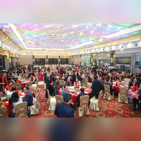 欧洲足球运动员抱团的长尾关键词有什么