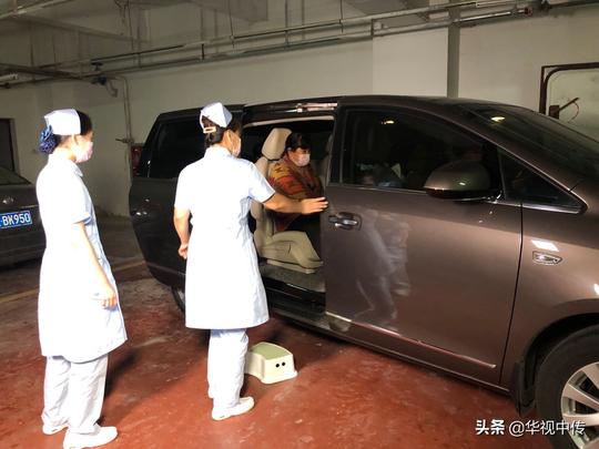 我的创业经历：月嫂育儿今年异常火爆，母婴护理未来光环无限