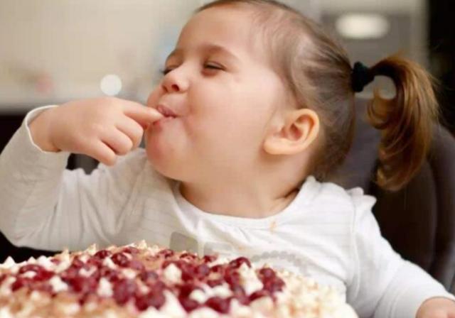 孩子长了双排牙怎么办 孩子长了双排牙怎么办