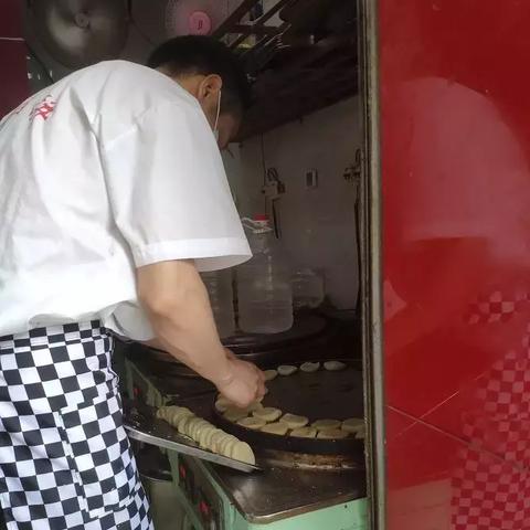 武汉矮子馅饼总店的相关长尾关键词有哪些