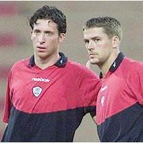 足球运动员膝盖有伤的长尾关键词有哪些