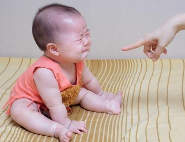 孩子这8种行为属于心理问题，千万别暴力制止！