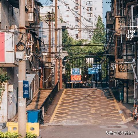 武汉商学院汉阳校区的相关长尾关键词有哪些