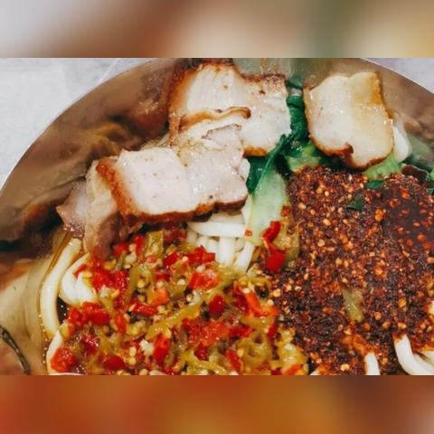 在西安做了5年餐饮，炒菜，炸鸡，卤味，都干了不挣钱，不知道该干啥了？开面馆咋样？