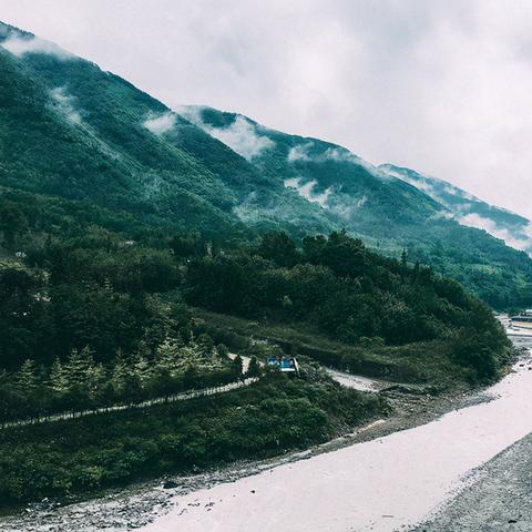 成都市避暑地铁站点的长尾关键词有哪些