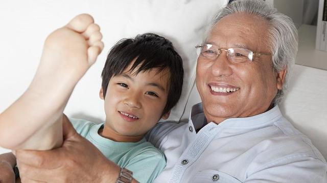 宝宝最近长个子有哪些表现