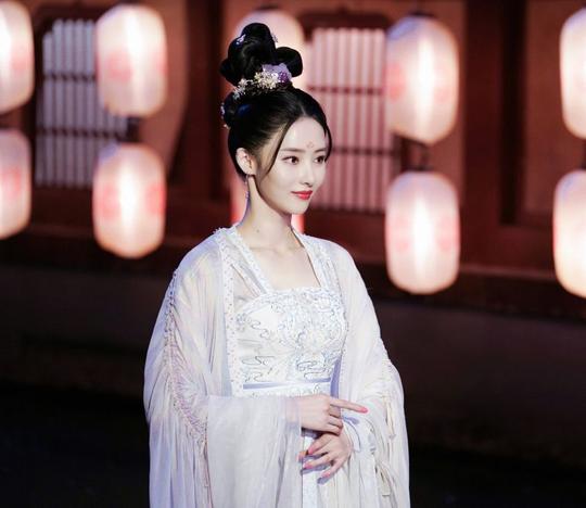 聂云竹跳舞好美-《赘婿》-仙女一样的胡丹丹