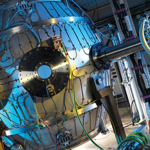 现在超导的温度大概可以达到多少度？