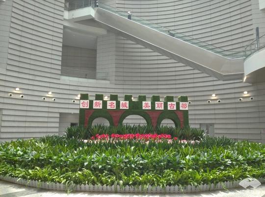 国内施工难度最大的支线机场！这条航线很冷门，上座率不足30人