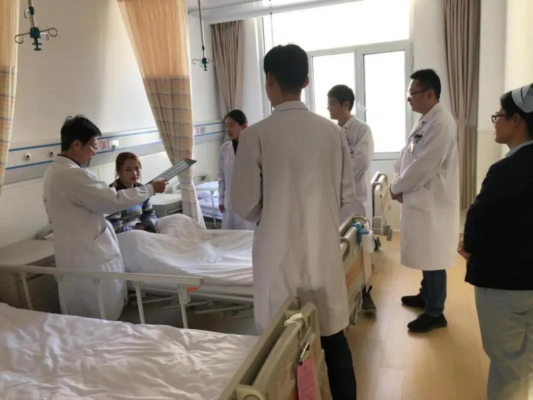 医院管理杂志学术论文网医学博士毕业要求