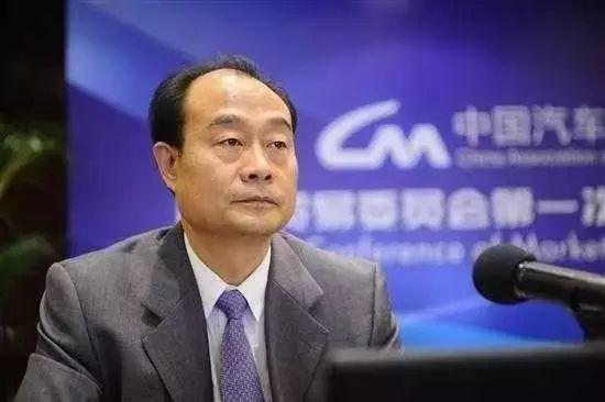 新奥及香港今晚开一肖一特讲解词语跟新奥同香港2025正版免费大全精准剖析、专家解析解释与落实