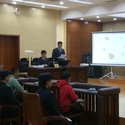 南宁市八中好还是一中好？