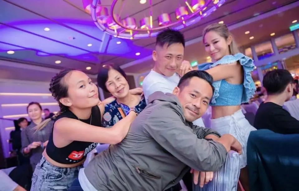 出海能化妆吗 能出海吗