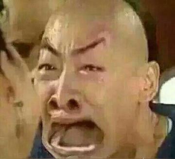 海边涨潮被海水美女冲走搞笑gif动图