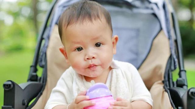 夏季如何给宝宝科学补水