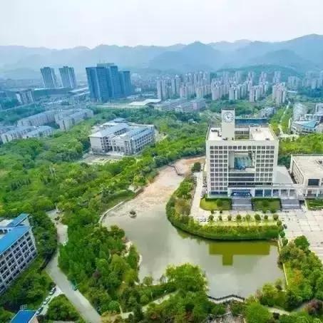 重庆重点大学都在哪个区