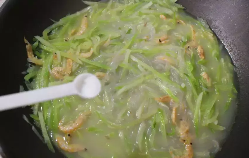 虾皮是河虾吗 河虾虾皮能吃吗