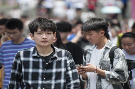 高考中被大众看好的四大“冷门专业”，毕业好找工作，工资还很高