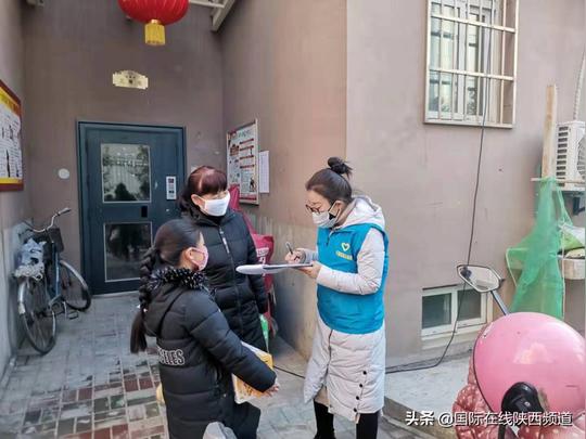 陈仓区：疫情防控一线的“宝妈”