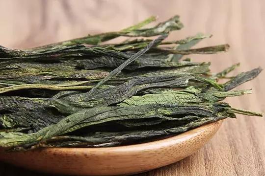 看“牛人”如何种出1.2万元/公斤的茶叶！