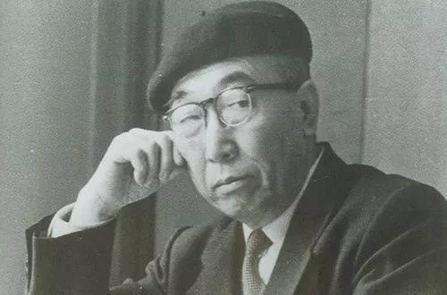 宝宝起名没灵感怎么办(孩子因为奇葩名字被嘲笑)