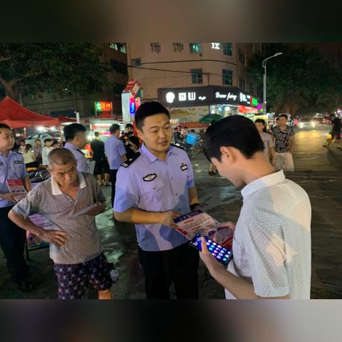 本人现在26，地标福建泉州，外来务工人员，想在这边摆地摊开始，有好的建议吗？谢谢？