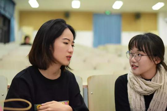 颜值才华于一身，毕业于江南大学的她，用现代工艺传承百年美味