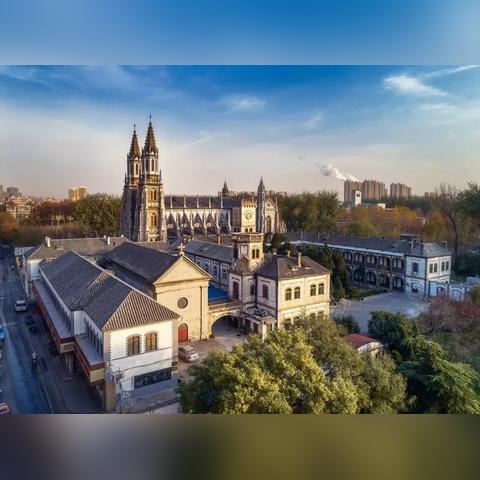 济南市耶稣教堂在什么地方？