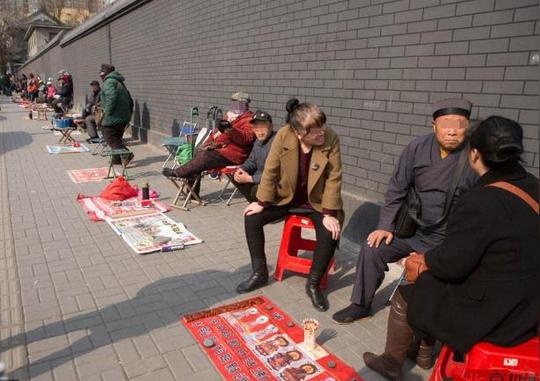 街头算命骗术大公开，别再被假大师唬了自己