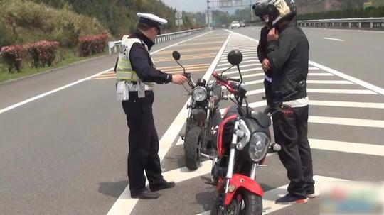 农村回收废旧摩托有多赚钱？车贩：说了别不信，有人靠它年入百万
