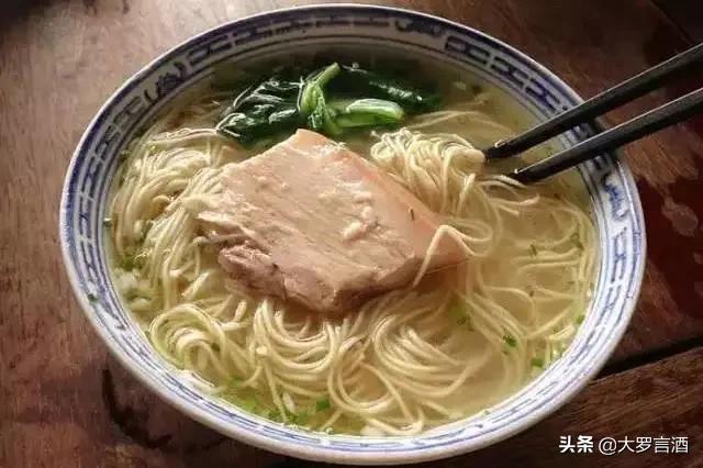龙凤都有什么美食（遂宁龙凤古镇是遂宁最有人气的古镇吗）