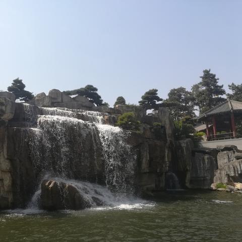 西安市的唐苑在什么地方