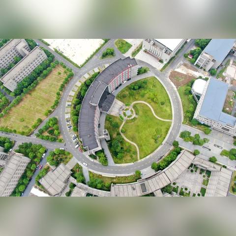 江苏南通市职高多少钱