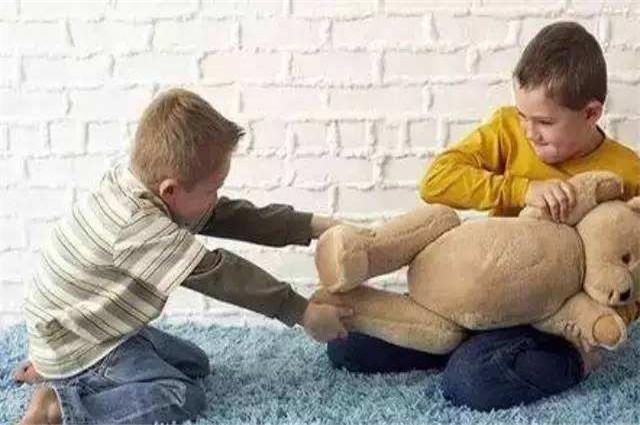 孩子为什么会形式自私自利的性格 孩子为什么会形式自私自利的性格