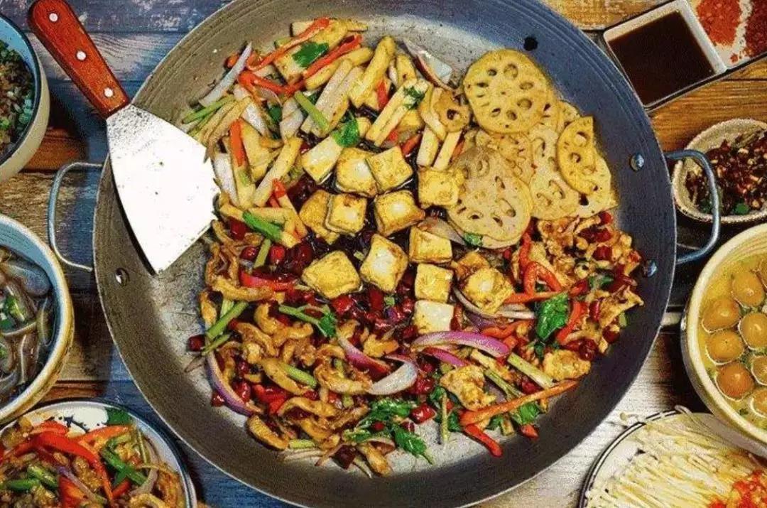 美食节吃什么（美食展会做什么小吃最受欢迎）