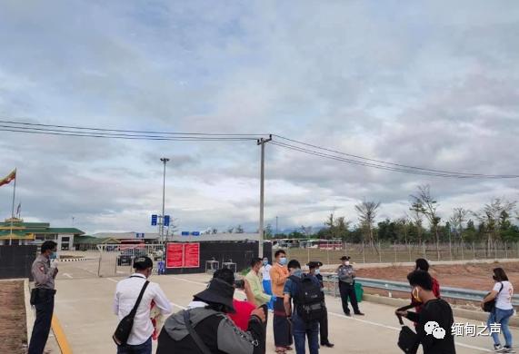 【20天内9地通报返乡人员阳性
 ,返乡10天被隔离28天】