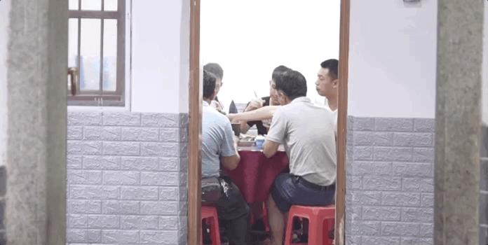 广州鸡宝宝起名怎么起(建群有什么好名字推)