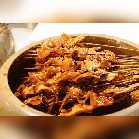 成都市一医院美食火锅的长尾关键词有哪些