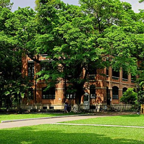 厦门大学边上的景点的相关长尾关键词有哪些