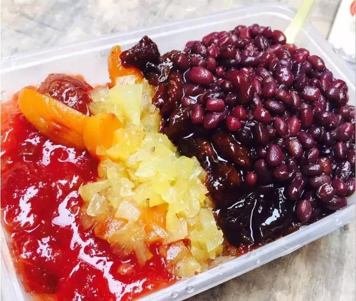 夏天街上有什么美食（路边的烧烤摊有多赚钱）